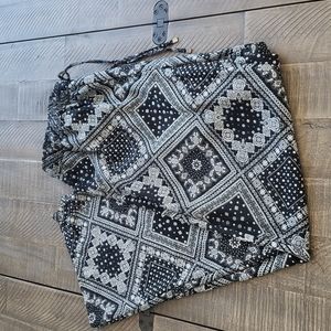 GU - Draw string pants